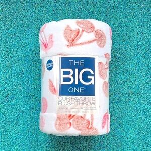 Cherry Print Oversized Faux Fur Throw by Kohl's - 60 X 72 " -NWT